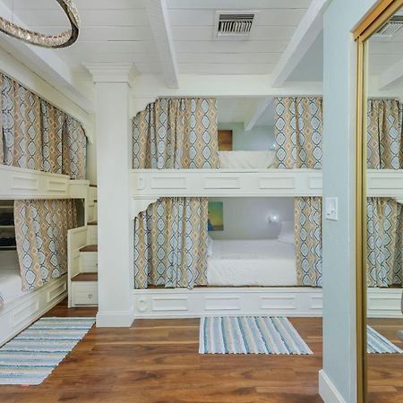 Smart Solution - Individual Private Bed-Pods In Gorgeous Shared Space - Women Only Dorm In Room 5 - Coed House - Full-Sized Mattresses In Individual Pods - With Built-In Private Storage - Gorgeous Shared Room - Affordable Luxury - Sparrow House فينيكس المظهر الخارجي الصورة